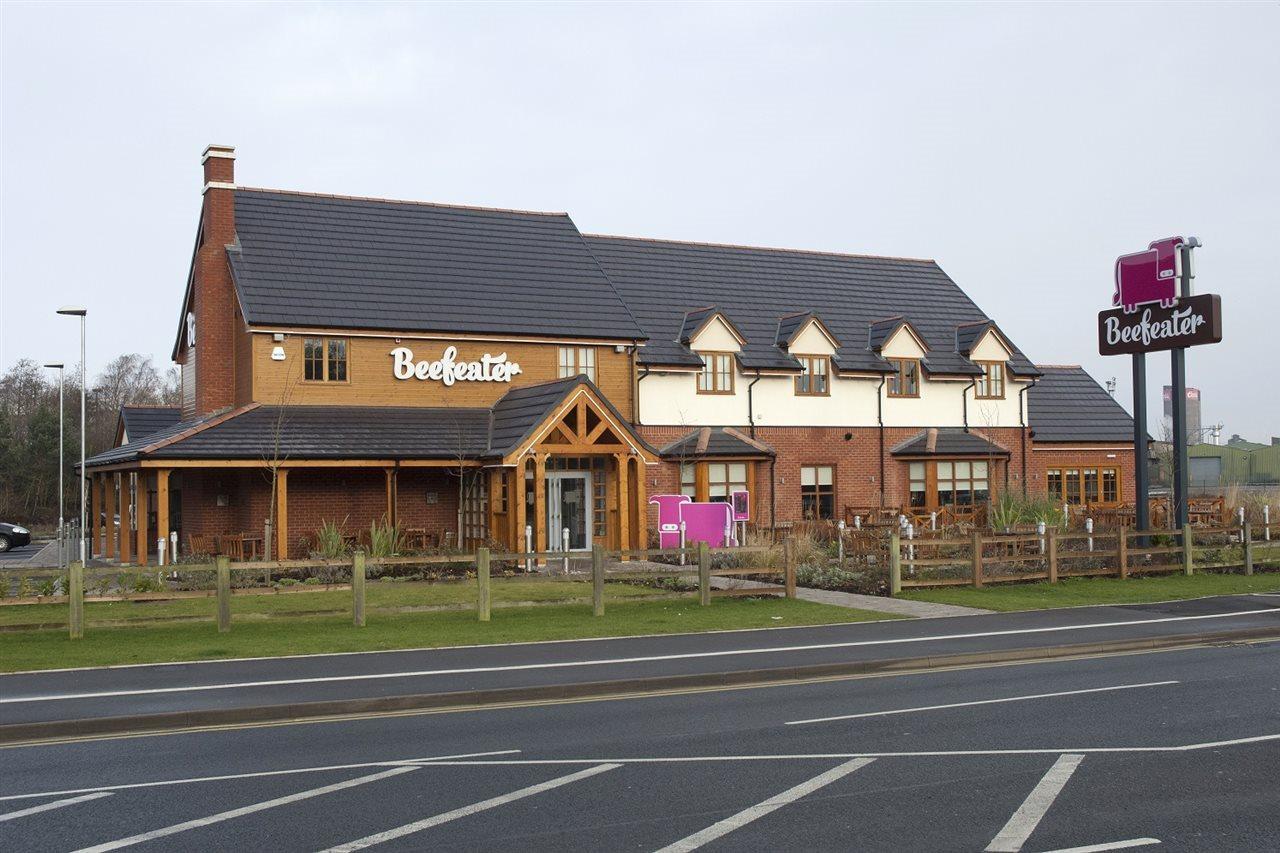 Premier Inn Burton On Trent Central Exterior photo